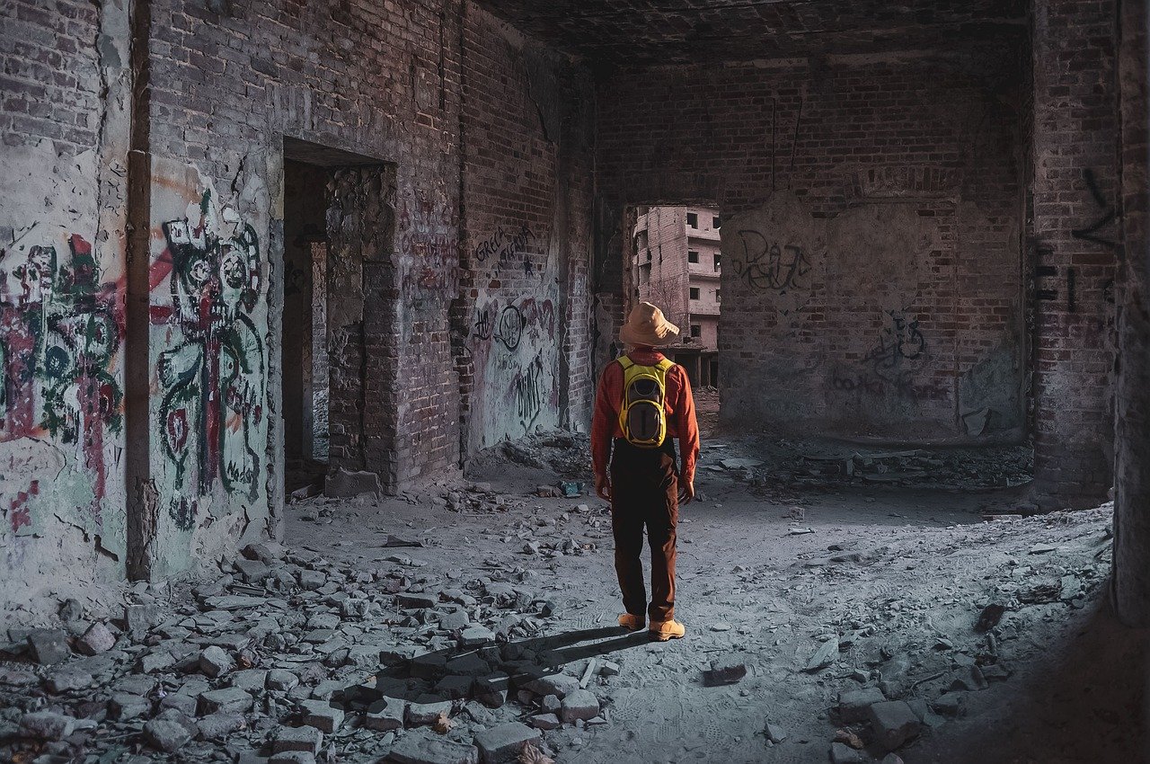 man, building, apocalyptic, war, disaster, survivor, fantasy, survival, dystopian, future, destruction, composition